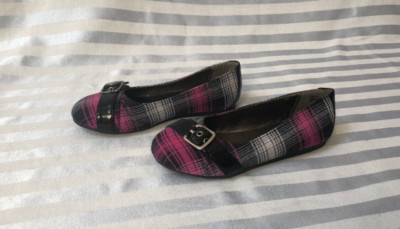 Modit Pink/Black Plaid with Buckle: Ballet Flats Sz 2 Girls