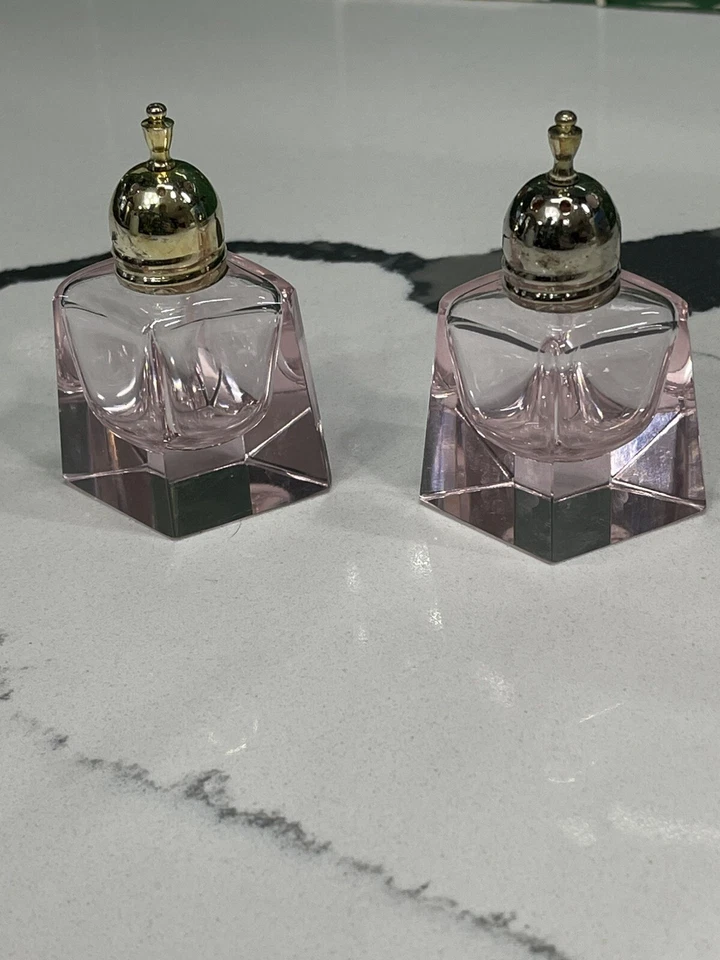 MIKASA Pink Crystal Salt & Pepper Shakers 2-3/4" Japan Valentines Day Spring - Image 3 of 4