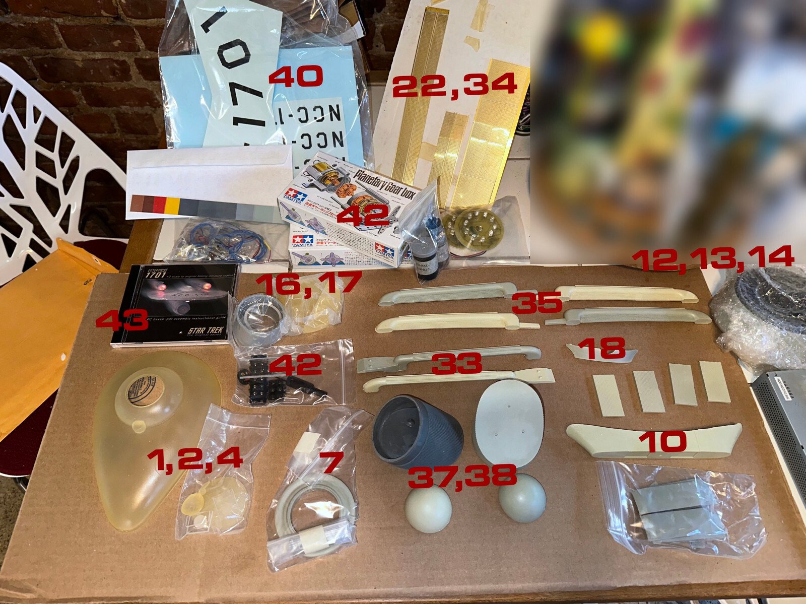 66inch (5.5 feet, 1.7 meters) Star Trek Starship Enterprise fiberglass