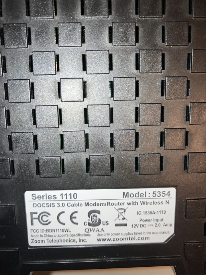 Zoom Telephonics 5354 Docsis 3.0 Wireless-N cable Modem/Router - Image 3 of 4
