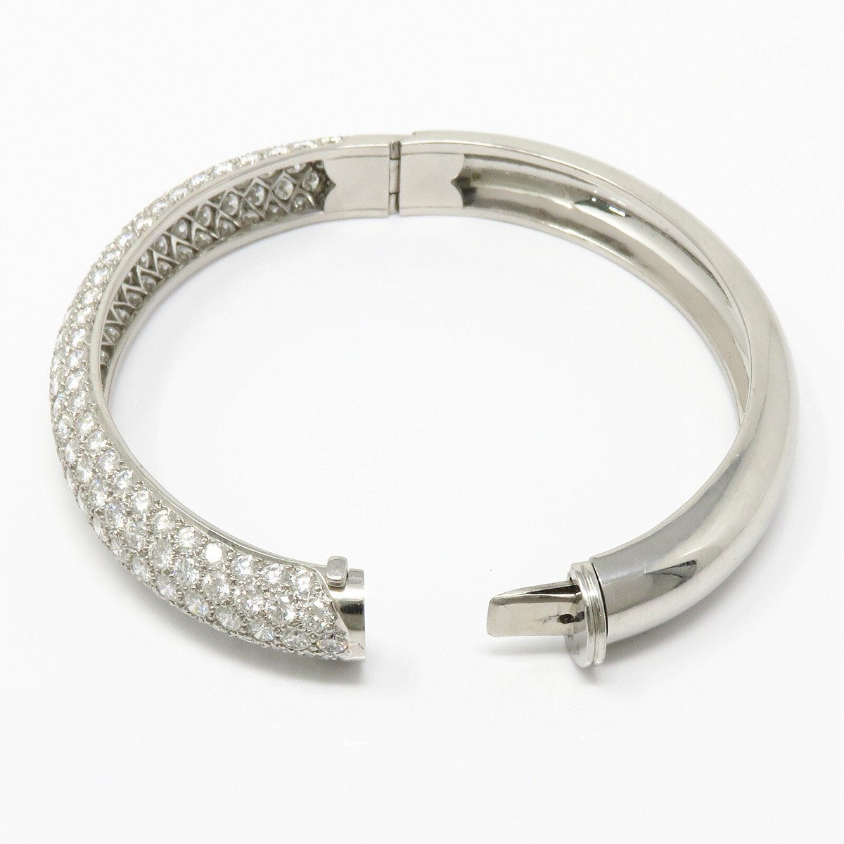 NYJEWEL Tiffany & Co Platinum 9.25ct Diamond Bangle Bracelet NYJEWEL Tiffany & Co Platinum 9.25ct Diamond Bangle Bracelet