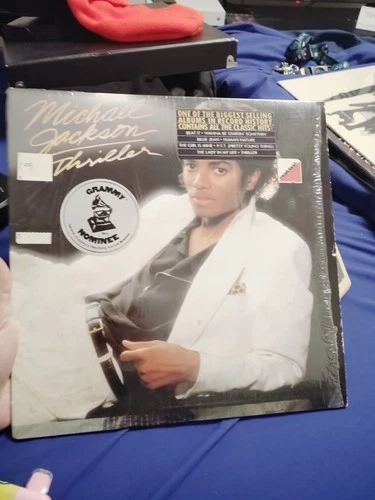 Michael Jackson Thriller Epic QE 38112 LP/Vinyl 1982 First Press by Quincy Jones