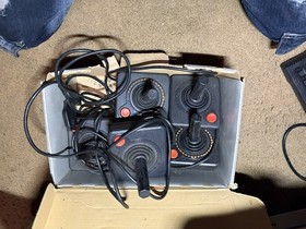 vtg Atari 2600 Video Game Console w/ Box SEE PICS untested