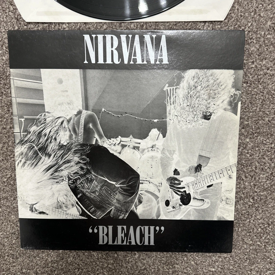 RARE LP VINYL NIRVANA ALBUM BLEACH TUPLP6 UK 1ST PRESS 1989 NICE COPY EX/EX - Image 2 of 4