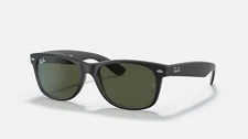 Ray-Ban Sunglasses RB2132 New Wayfarer Classic Black Frame Green Lenses 55mm
