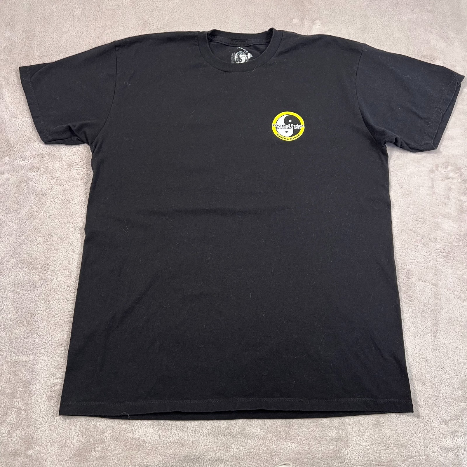 T&C Surf Designs Shirt Mens Large Black Cotton Haleiwa Hawaii Ying Yang Logo
