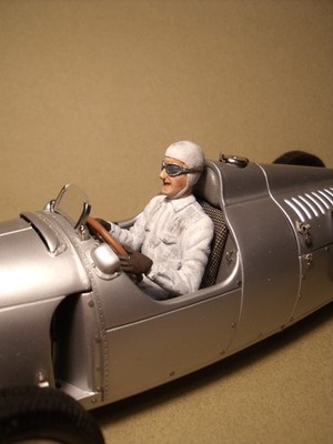 1/18 FIGUR   ROSEMEYER  AUTO UNION   VROOM UNBEMALT  CMC  SCHUCO  MINICHAMPS CMR