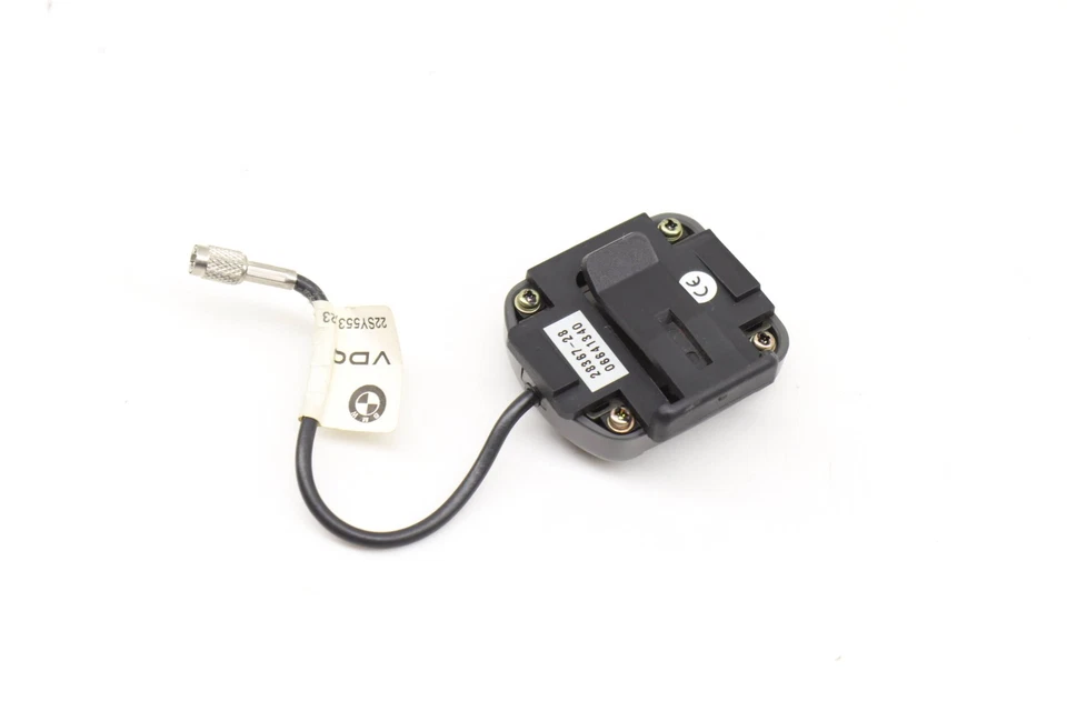 2000 BMW 323CI - GPS Antenna 8374297 Foto 2 de 4