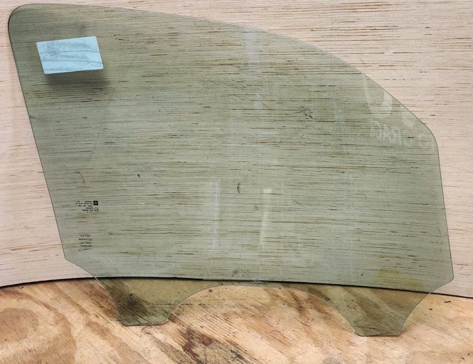 Front Left OEM Door Glass fits 2006-2011 Chevrolet HHR - Imagem 2 de 4