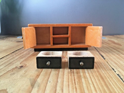 RARE MINIATURE MID CENTURY SALESMANS SAMPLE WOODEN SIDEBOARD COFFEE TABLE TV SET - Picture 3 of 12