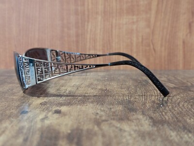 VINTAGE FENDI FS 363 METAL LOGO HIP HOP SUNGLASSES MADE IN VINTAGE FENDI FS 363 METAL LOGO HIP HOP SUNGLASSES MADE IN