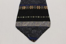 BOSTON TRADERS - LONG - VINTAGE - MADE IN USA - 100% SILK NECK TIE!