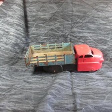 1930's-40's Wyandotte Stake Truck, Metal Wheels, Complete