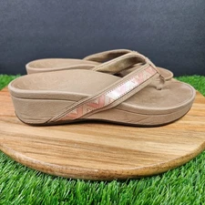 Vionic High Tide Tan Chevron Platform Flip-flops Sandal Orthotic Womens Size 6