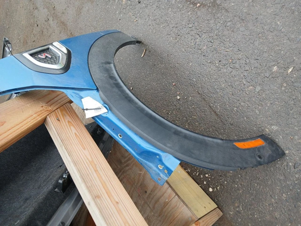 (LOCAL PICKUP ONLY) Driver Left Fender Base Fits 17-23 COUNTRYMAN 749436 - Image 2 of 4