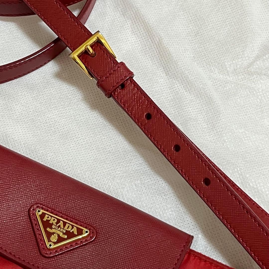 PRADA Red Shoulder Bag thumbnail 5