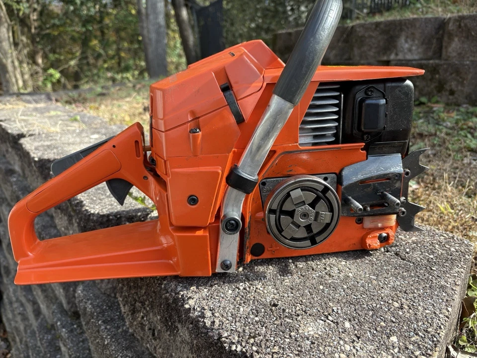 OEM Husqvarna 262XP Chainsaw - Image 4 of 4