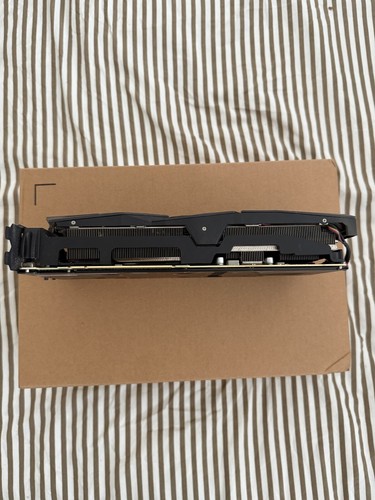 ASUS ROG-STRIX-RTX2080S-A8G-GAMING RTX 2080 SUPER 8GB Graphics Card - Afbeelding 2 van 6