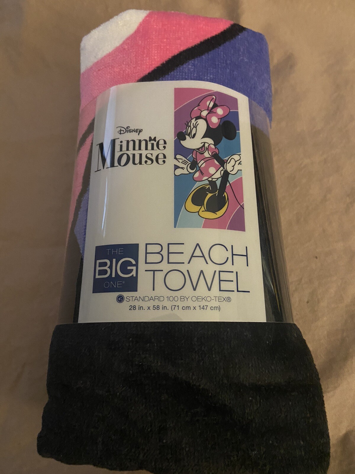 MINNIE MOUSE KIDS BEACH / BATH TOWEL 28&rdquo; X 58&rdquo; COLORFUL PERFECT FOR MINNIE FAN