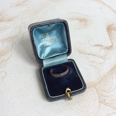 Ecrin à Bijou Ancien en Cuir Noir pour Bague XIXè Napoléon III - Photo 1/4