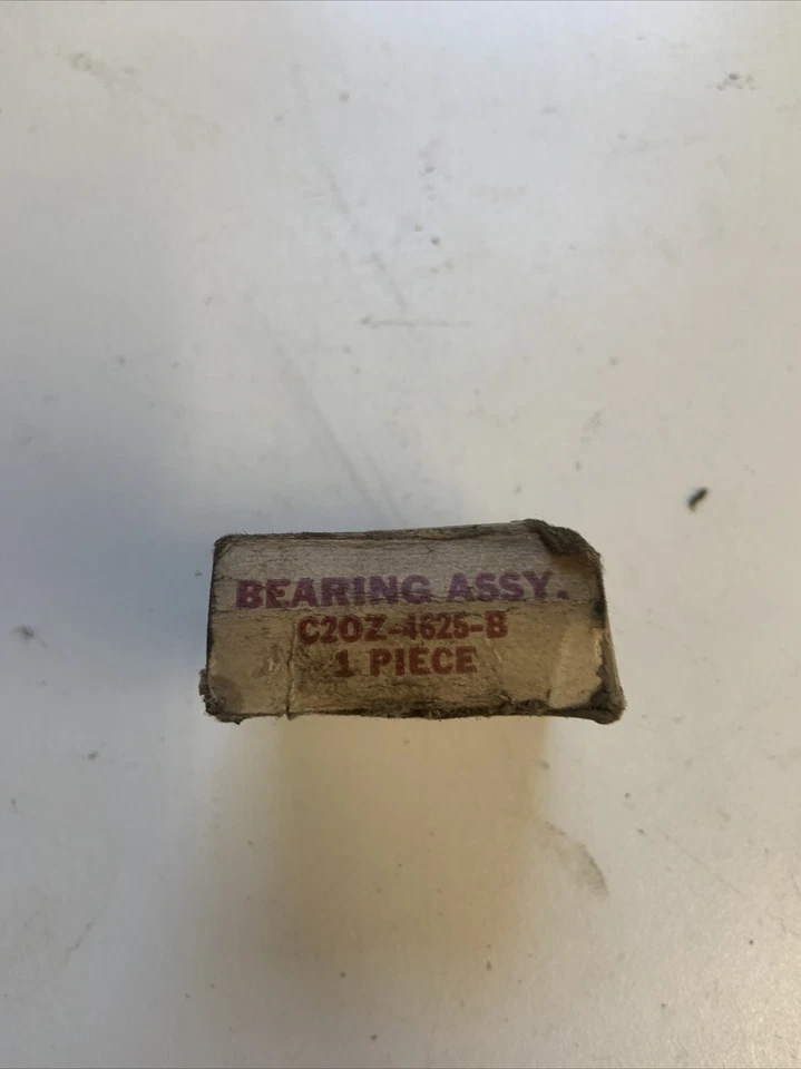 NOS Ford 1962-1964 Ford Fairlane & Falcon Pilot Bearing Assy C20Z-4625-B - Image 2 of 4