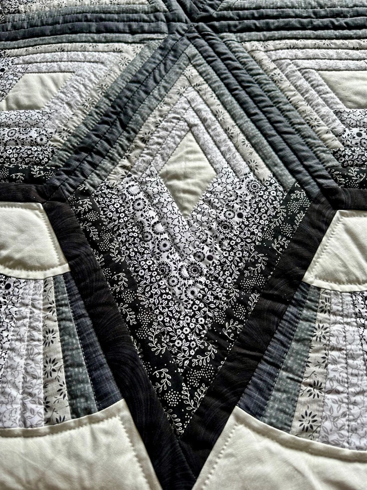 Amish Quilt for Sale Chrysalis Star New Amish King Quilt Amish Queen Quilt - Image 3 of 4