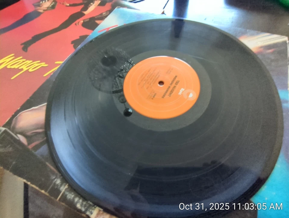 Ted Nugent - 2 LP'S Weekend Warriors and Scream Dream - Image 4 of 4