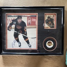 Pavel Bure Signed Original NHL Hockey Photo Framed Display Vancouver Canucks