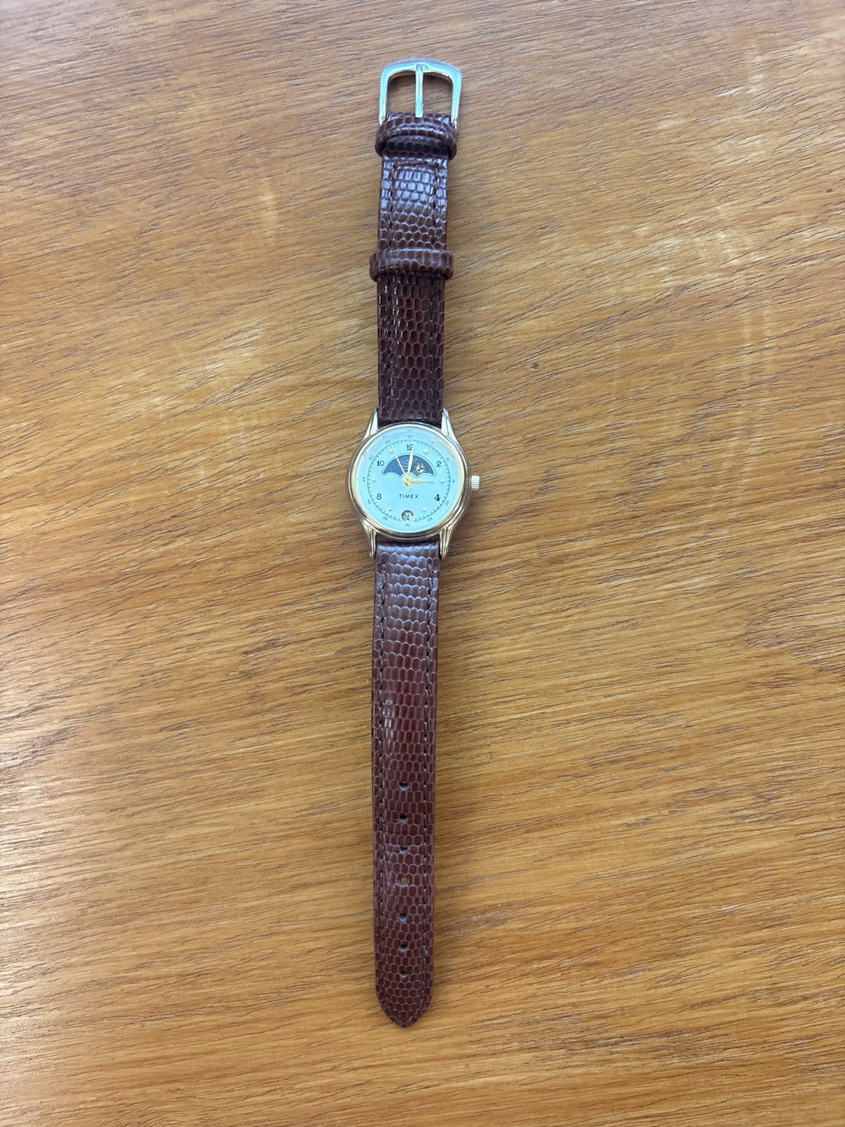 Timex Moon Phase Women's Watch 90's Gold Tone Dress Leather Strap image 7