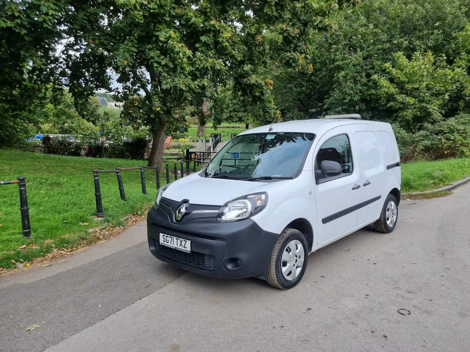 2021 RENAULT KANGOO