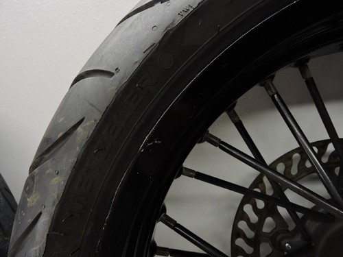 07 Husqvarna SMR 510 17 PULGADAS SUPERMOTO RUEDAS PIÑÓN DELANTERO TRASERO FRENO ROTOR🔥 - Imagen 21 de 24