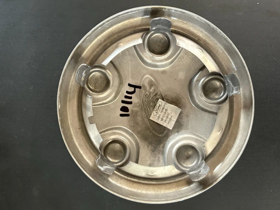 2013-2017 年福特金牛座探险家警察轮毂中心盖 P/N DG13-1A096-PA 原始设备制造商 — 第 2/3 张图片