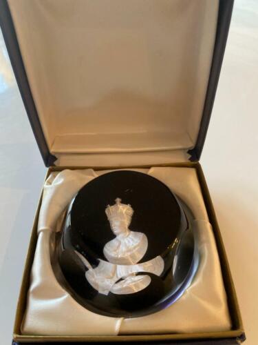 Charles HRH Prince of Wales Paperweight Cristal D'Albret LE 1970 Investiture