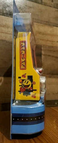 Pac-Man Mini Arcade Game Handheld Classic Basic Fun Bandai Color LCD Screen New - Picture 6 of 9
