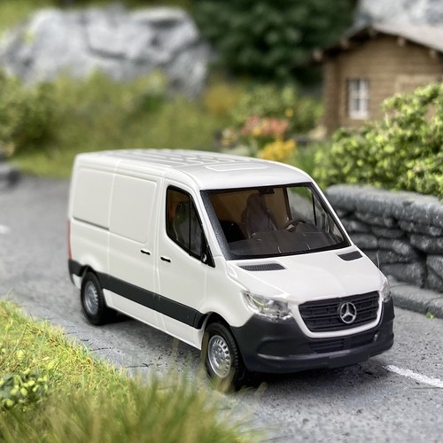 Mercedes Sprinter Blanc - BUSCH 53400 - HO 1/87 | Condition: Neuf