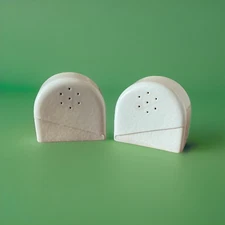 Vintage 1940’s Art Deco White Salt And Pepper Shakers Arch Design 2.6” Tall