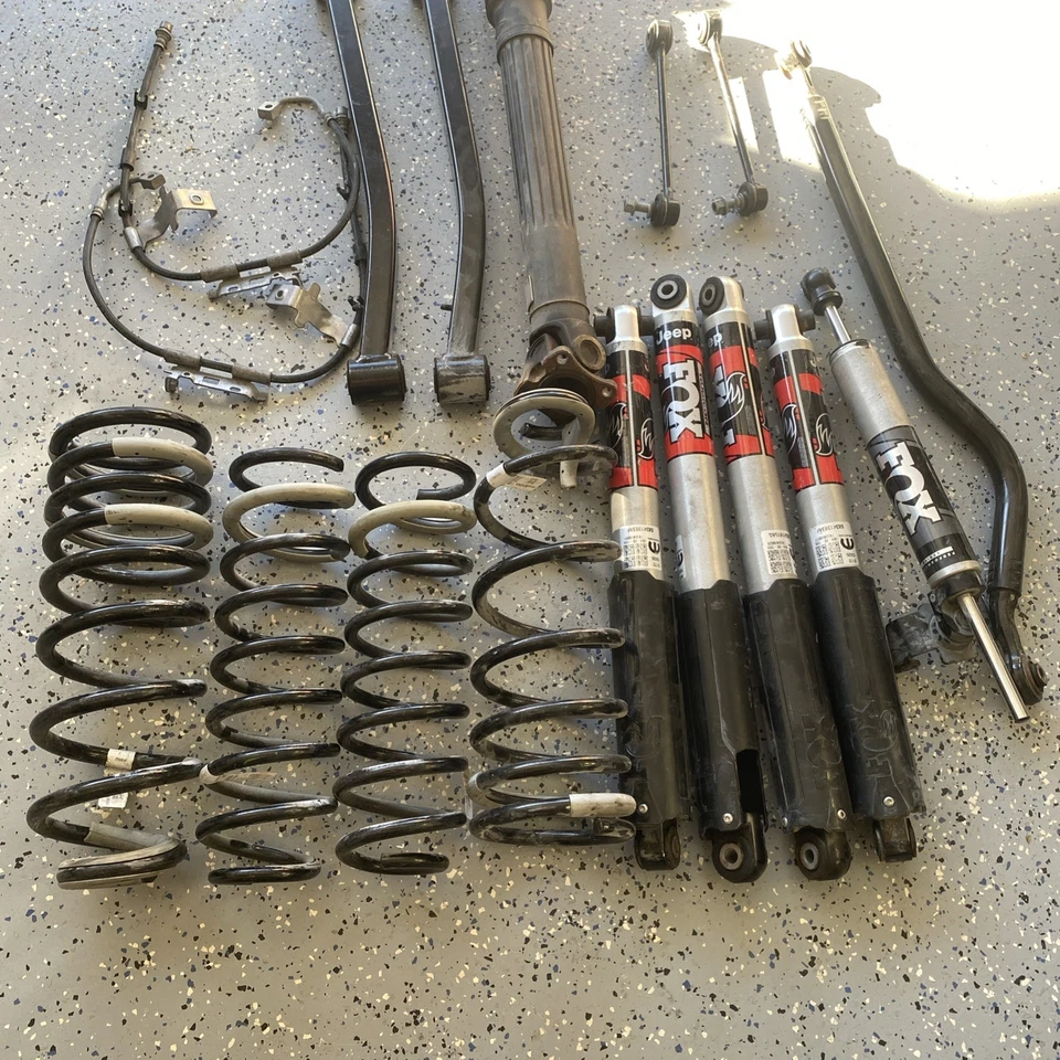 Jeep Gladiator Mojave Fox 2022 suspensión - OEM piezas de fábrica excelente estado Foto 2 de 4