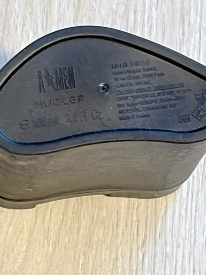 Thierry Mugler EDT Spray Mugler Colonia, 3,4 OZ/100 ML Foto 2 de 2