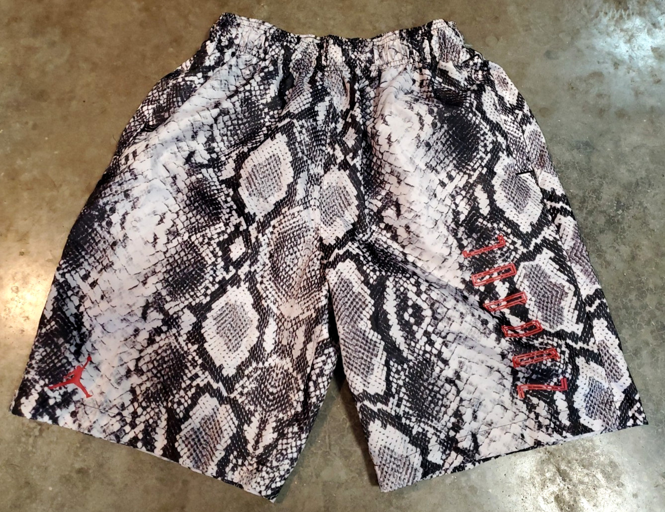 Air Jordan XI 11 Snakeskin Lightweight Shorts Men's Medium