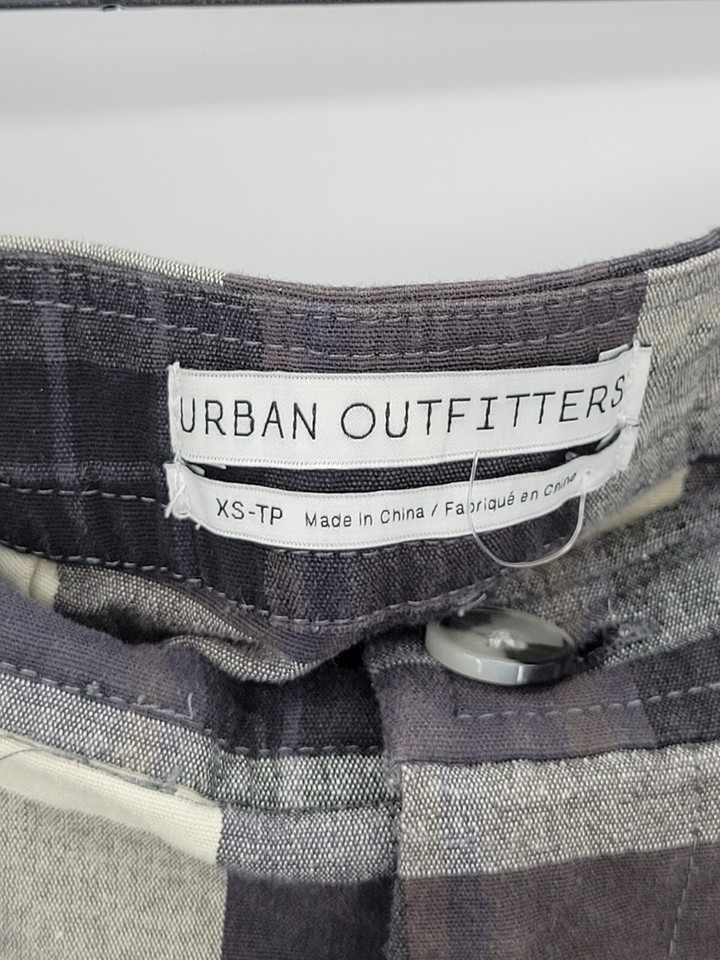 Urban Outfitters Pants Womens XS Black Brown Plaid Tapered Fit Academia