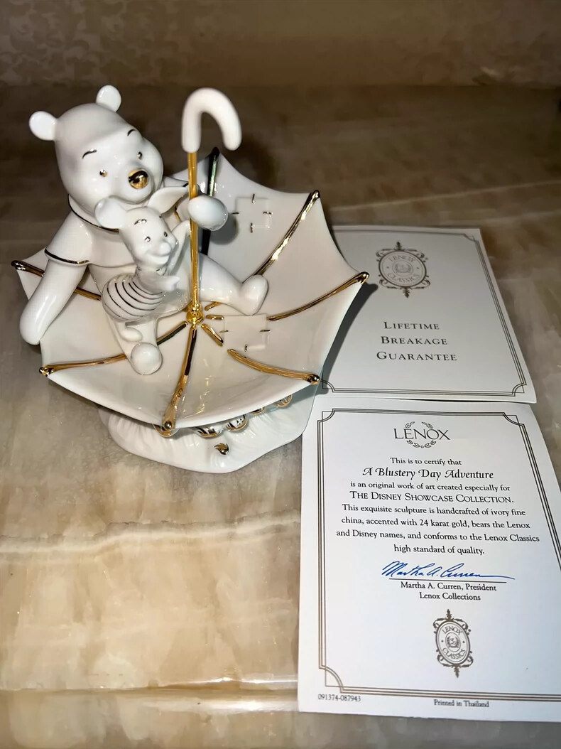 LENOX Disney Pooh and Piglet A Blustery Day Adventure Figurine