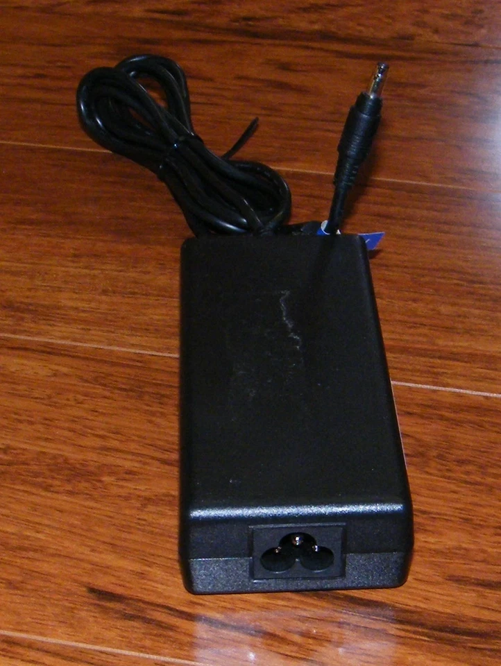 Gateway (0220A1890) 100-240V 50/60Hz 2.4A 18.5V 4.9A Adapter Power Supply *READ* - Image 2 of 3