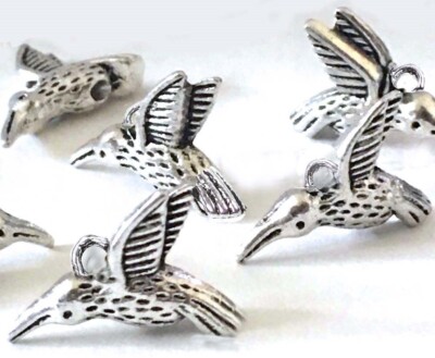 15 Antique Silver Pewter hummingbird Flying Bird Charms 12x16mm