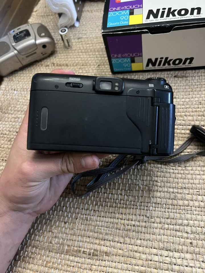 Cámara fotográfica Fujifilm Panorama 312 zoom 35 mm 38-120 mm SIN PROBAR Foto 3 de 4