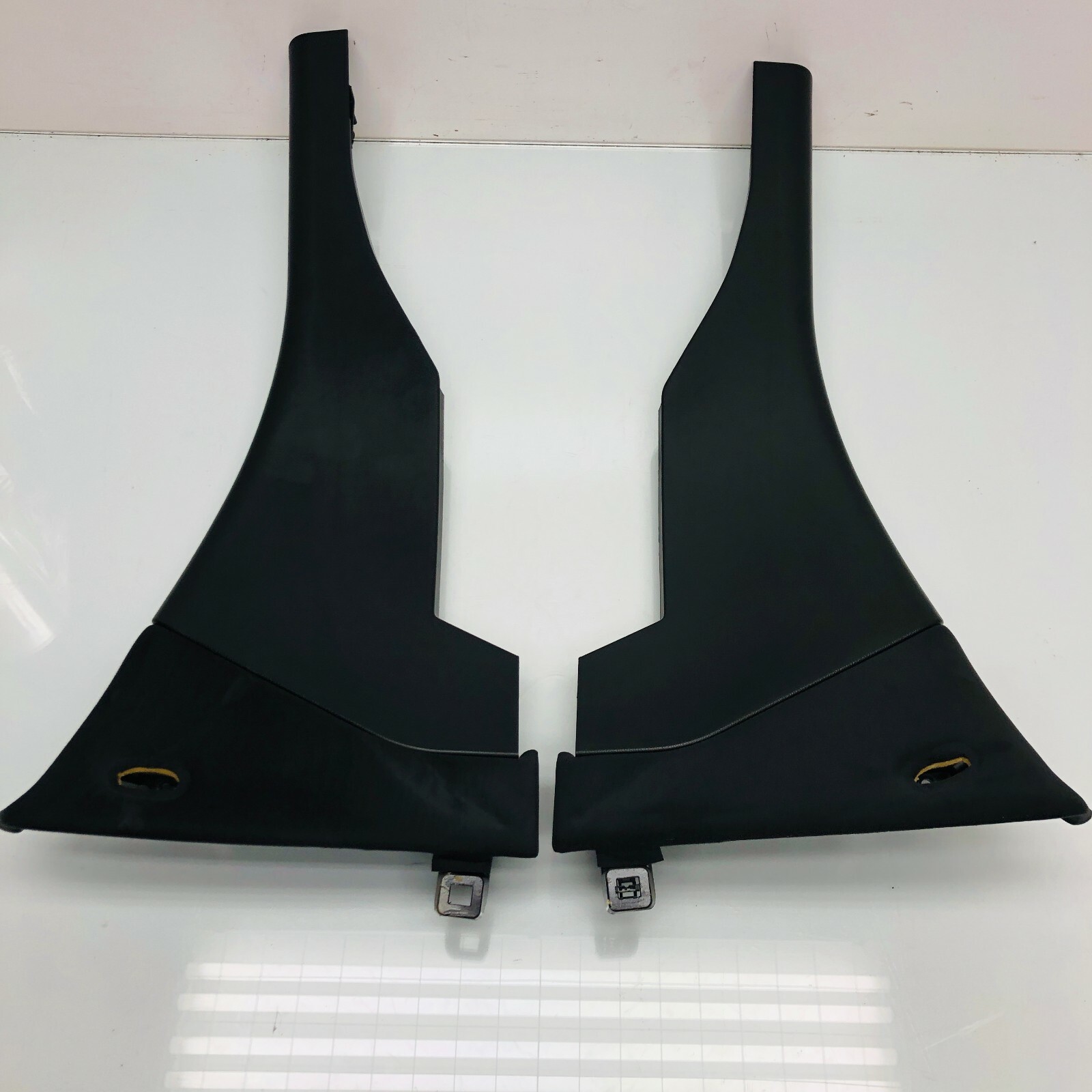 2014 - 2019 Maserati Ghibli Left & Right Rear Lower C-pillar Cover Panel Trim