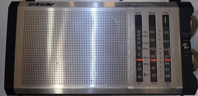  vintage Sony ICF-J1 Super 3-Band Radio