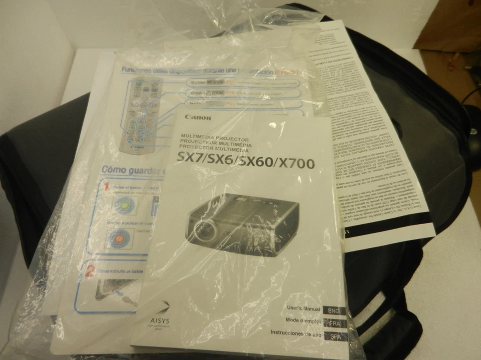 Proyector Canon X700 Multimedia XGA 4000 ANSI LÚMENES FUNCIONA pero necesita bombilla nueva Foto 3 de 4