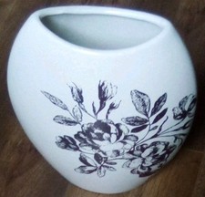 Elegante Jarrón de Cerámica Blanco Púrpura Patrón Floral Contemporáneo Decoración del Hogar Maceta N