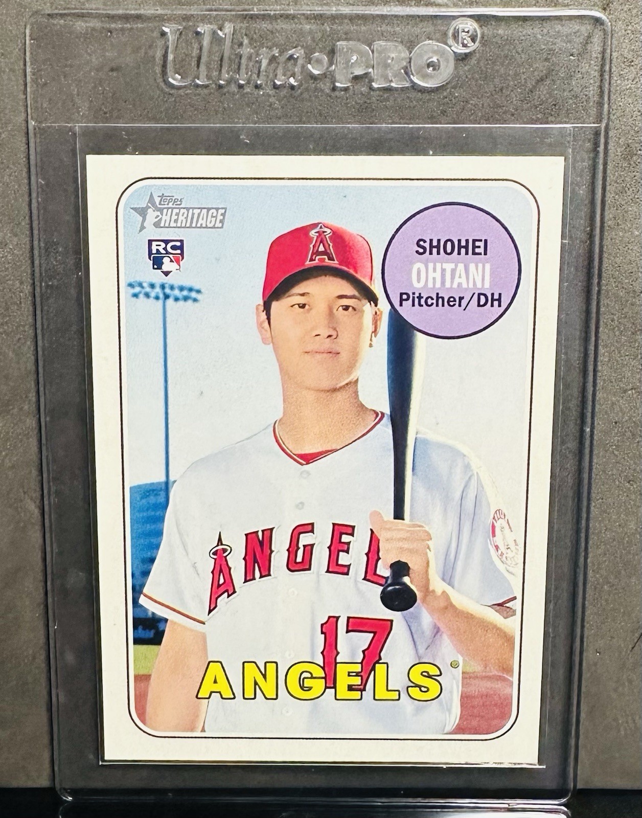 2018 Topps Heritage #600 Shohei Ohtani Action Image Variation RC