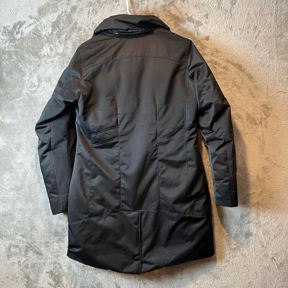 Casaco longo Obermeyer Sojourner preto 600 preenchimento pato tamanho 6 capuz faltando - Imagem 4 de 4